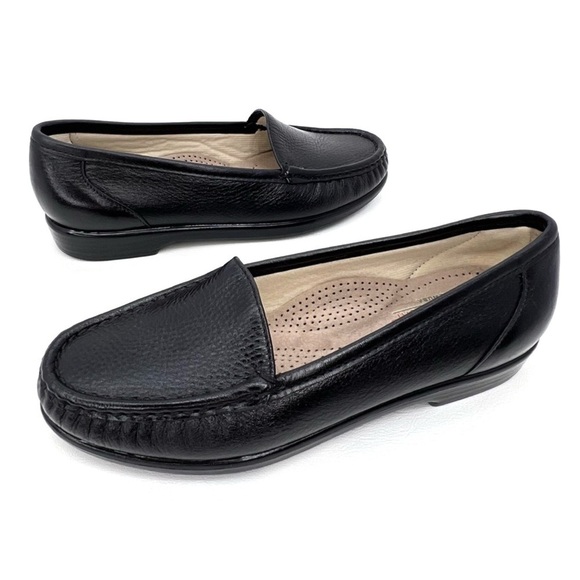 Sas Simplify Moccasin Loafer Flat Black Leather Comfort Shoe Size 5.5 *Wide* EUC - Picture 1 of 13